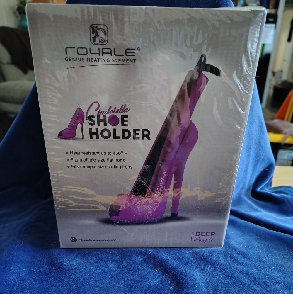 Cinderella Shoe Holder